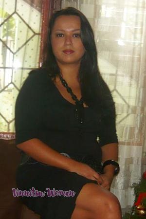 142055 - Ileana Age: 43 - Costa Rica
