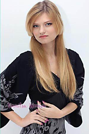 143526 - Victoria Age: 23 - Ukraine