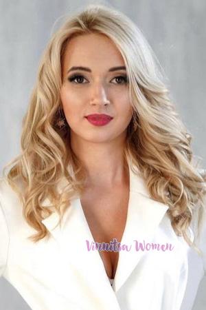 224233 - Kateryna Age: 38 - Ukraine