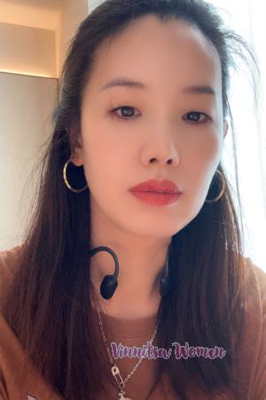 225301 - Lina Age: 44 - China