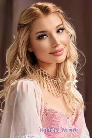 227151 - Svitlana Age: 19 - Ukraine