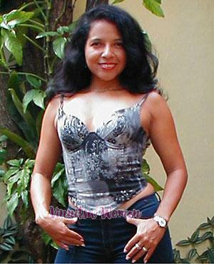 51333 - Liliana Age: 41 - Colombia